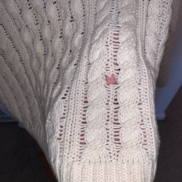 H&M sweater - Picture 6 of 6